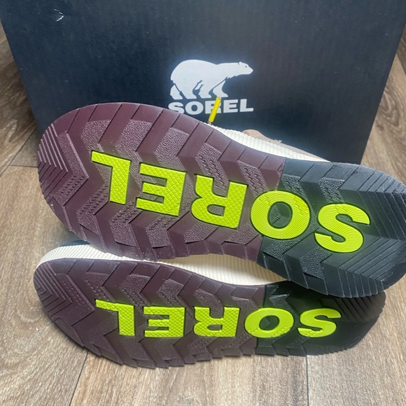 NWB Sorel Women's Out N About IIl Classic Waterproof Boots Size 6 - Picture 10 of 14